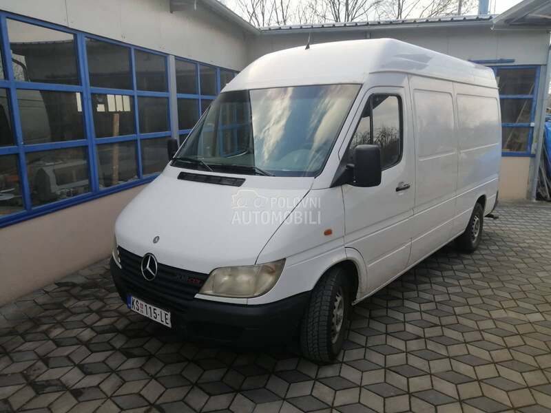 Mercedes Benz Sprinter 208CDI