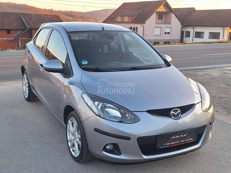 Mazda 2 N O V