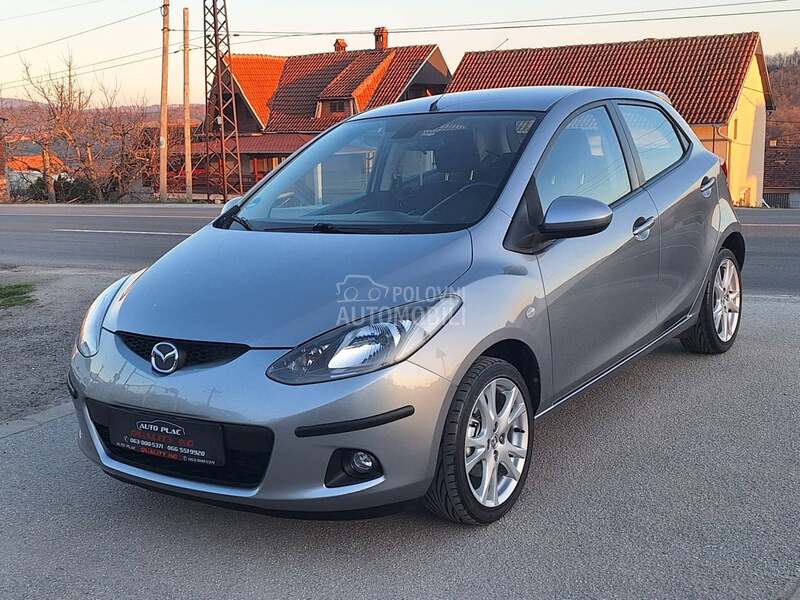 Mazda 2 N O V