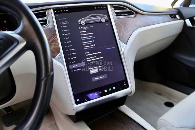 Tesla Model S 75D premium