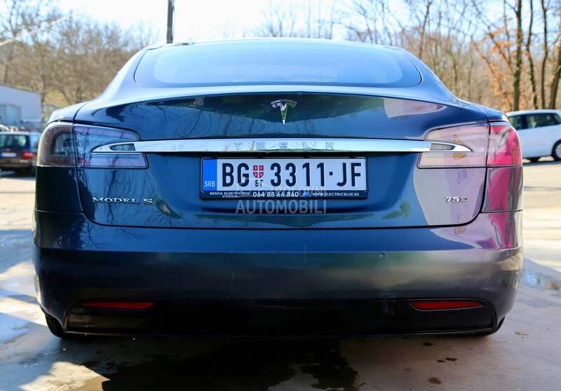 Tesla Model S 75D premium