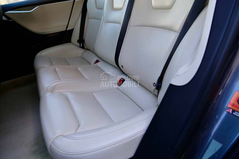 Tesla Model S 75D premium