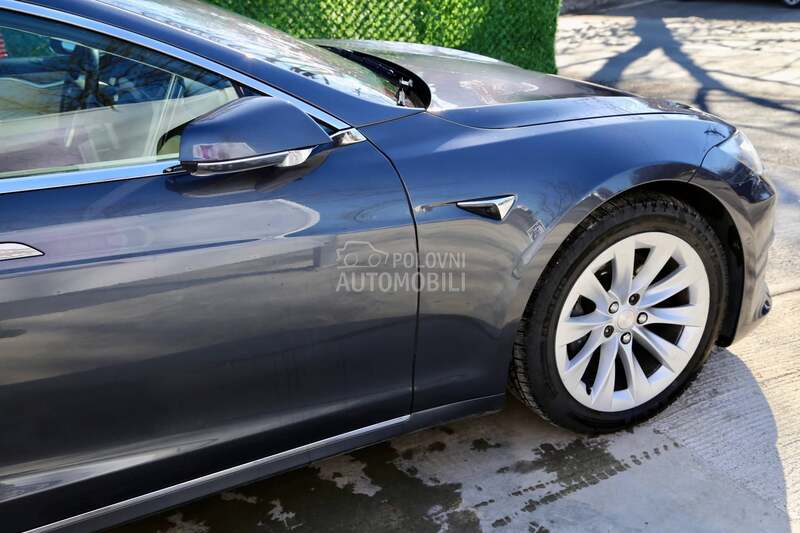 Tesla Model S 75D premium