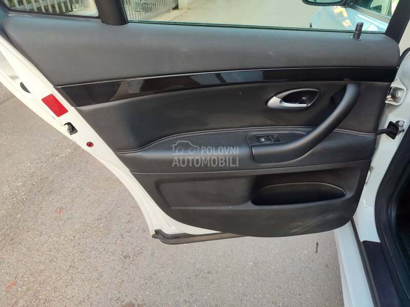 Saab 9-3 VectorXenKozaFu LL