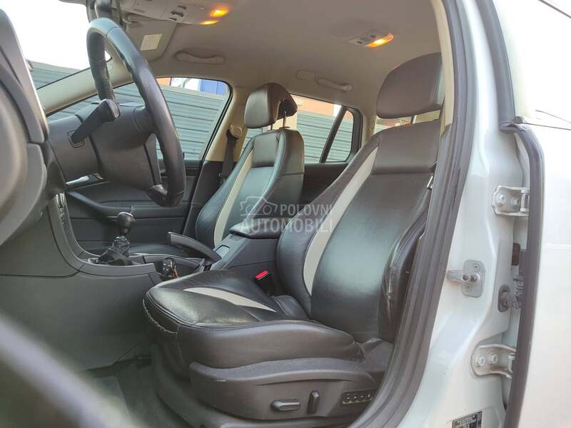 Saab 9-3 VectorXenKozaFu LL