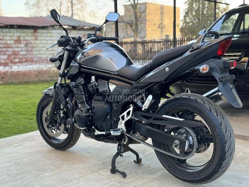 Suzuki GSF650 bandit
