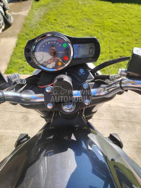 Suzuki GSF650 bandit