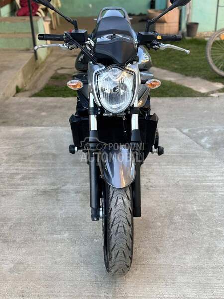 Suzuki GSF650 bandit