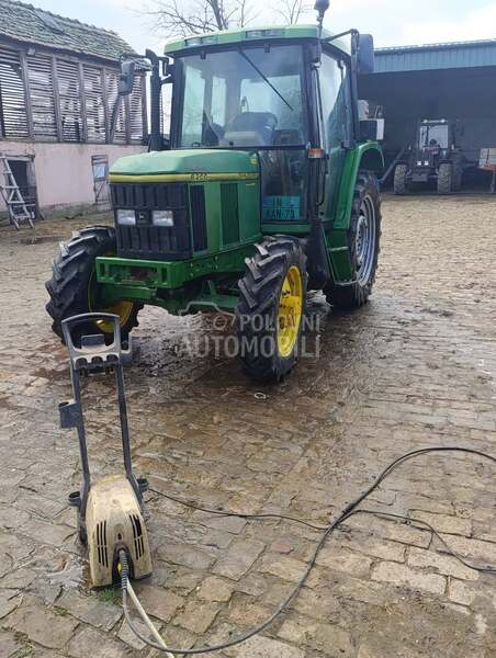John Deere 6200
