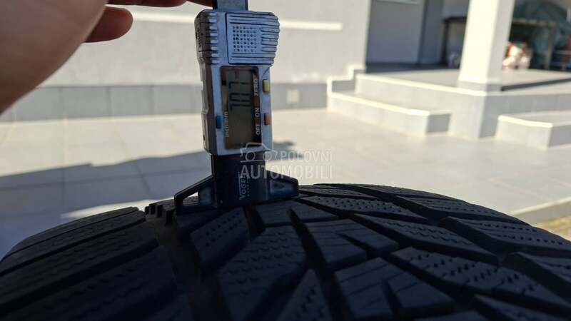 Hankook 255/35 R21 Zimska