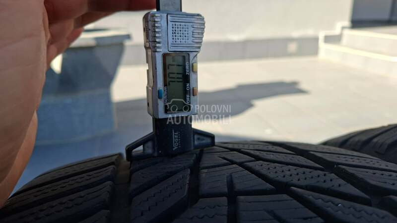 Hankook 255/35 R21 Zimska