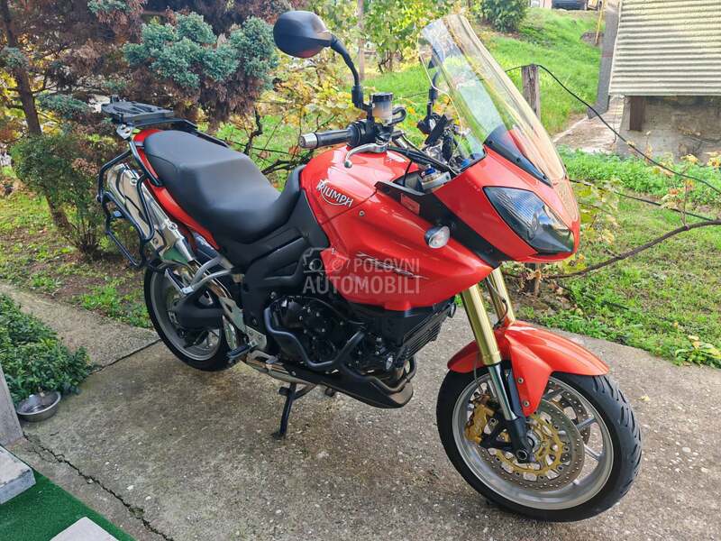 Triumph tiger 1050