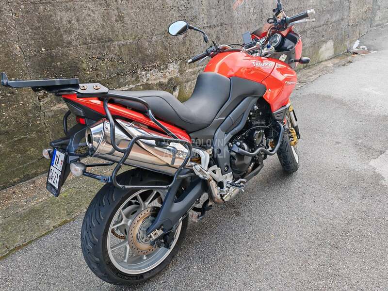 Triumph tiger 1050