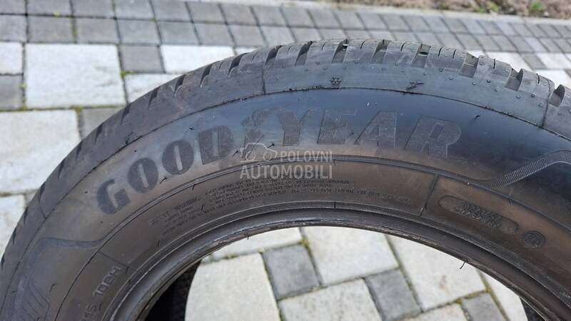 Goodyear 215/65 R16 Sve sezone