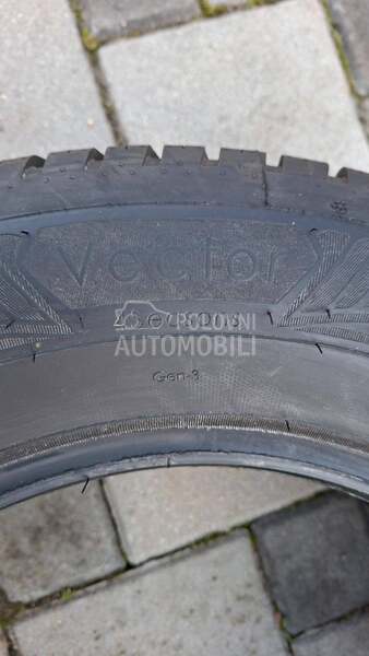 Goodyear 215/65 R16 Sve sezone