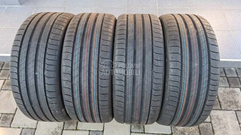Bridgestone 245/40 R20 Letnja