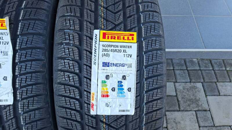 Pirelli 285/45 R20 Zimska