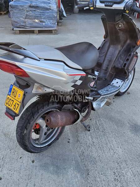 Peugeot speedfight 2