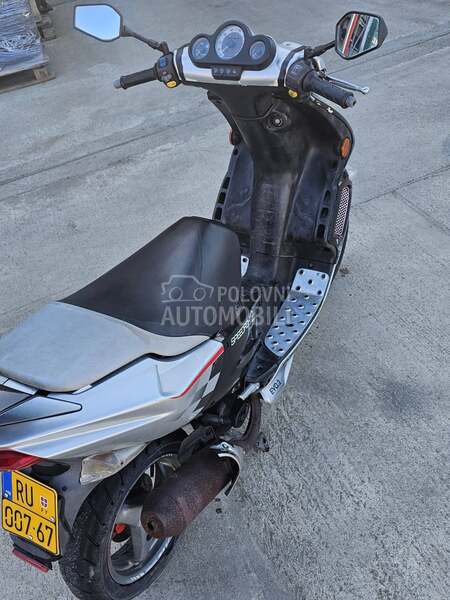 Peugeot speedfight 2