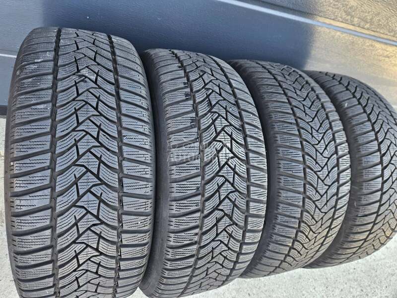 Dunlop 225/50 R17 Zimska