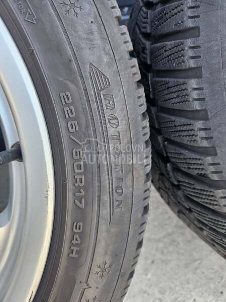 Dunlop 225/50 R17 Zimska