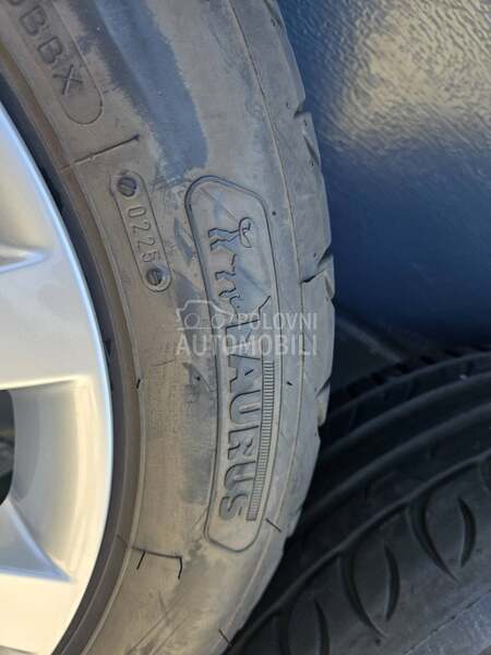 Taurus 225/55 R17 Letnja