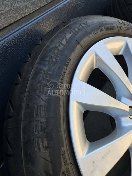 Taurus 225/55 R17 Letnja