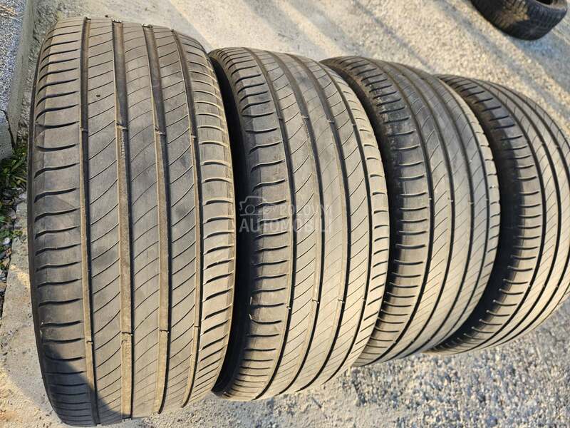 Michelin 235/50 R18 Letnja