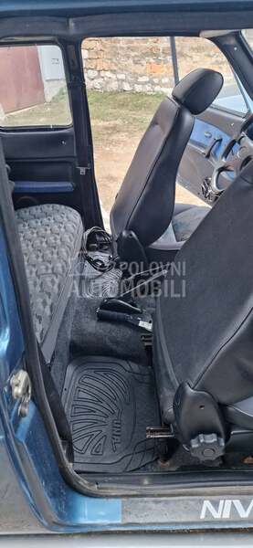 Lada Niva 
