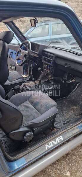 Lada Niva 