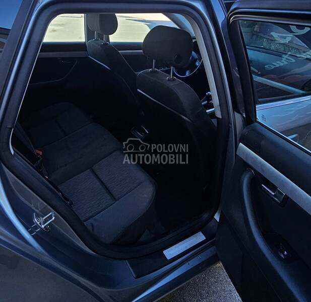 Audi A4 c.i.t.a.j.o.p.i.s