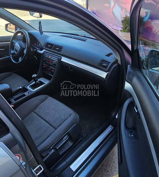 Audi A4 c.i.t.a.j.o.p.i.s