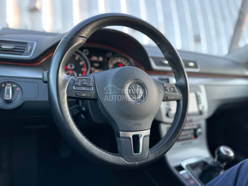 Volkswagen Passat B7 Highline