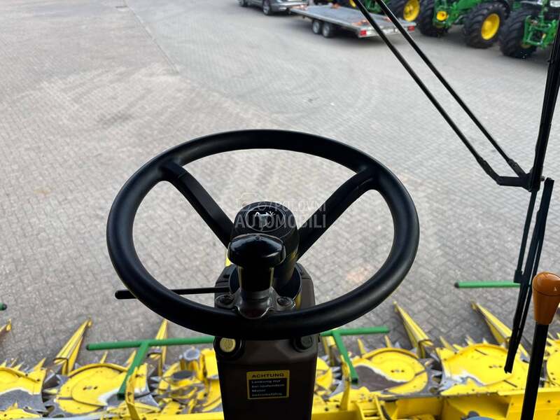 John Deere 7500