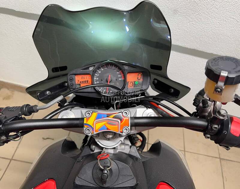 Suzuki GSR 600
