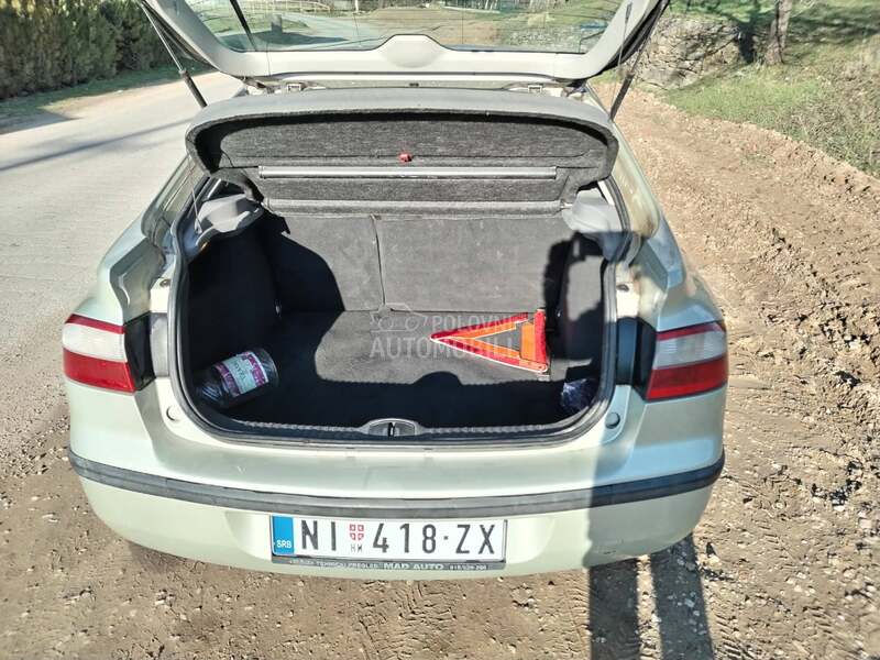 Renault Laguna 