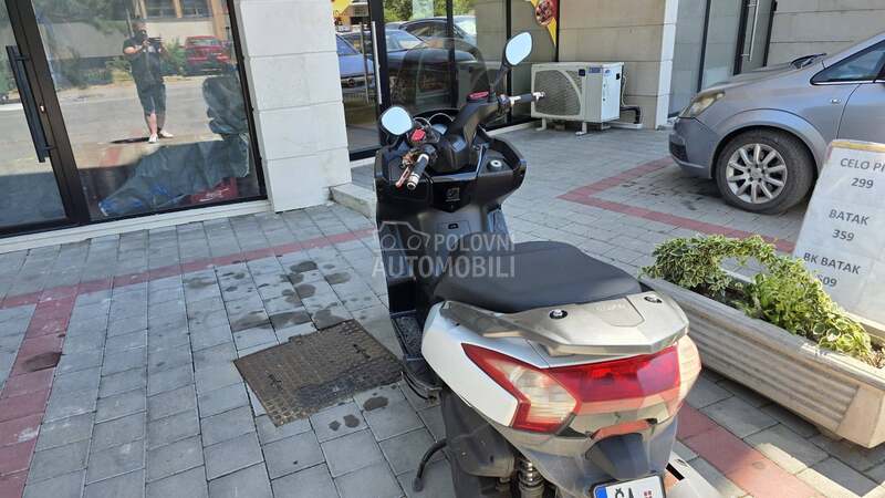 Kymco downtown
