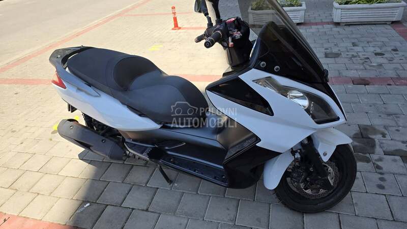 Kymco downtown
