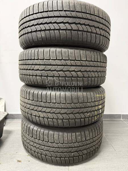 Continental 255/55 R18 Zimska