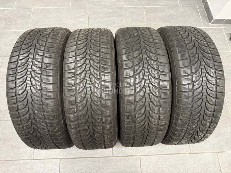 Bridgestone 235/60 R18 Zimska