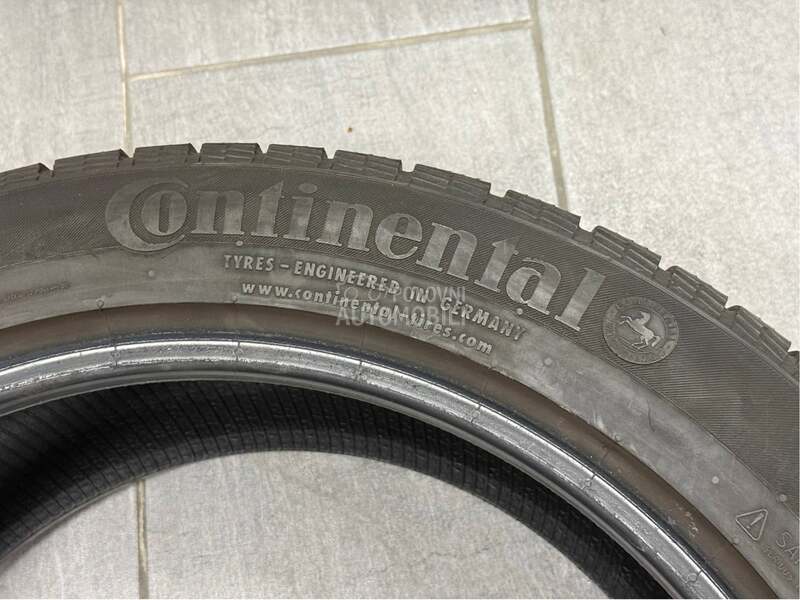 Continental 275/45 R21 Zimska