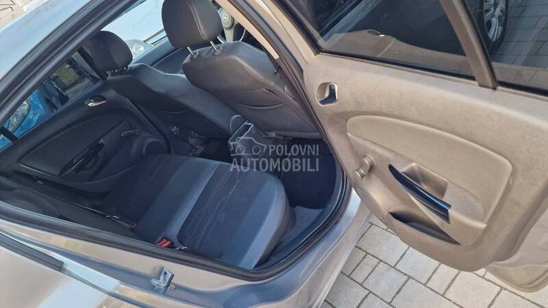 Opel Corsa D 1.2