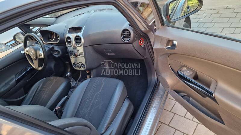 Opel Corsa D 1.2