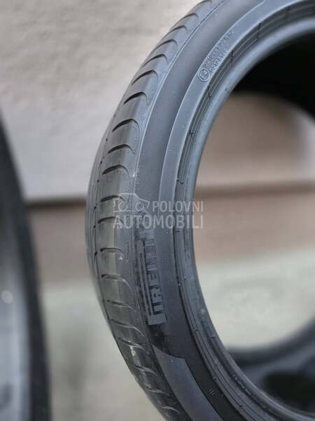 Pirelli 245/40 R19 Letnja