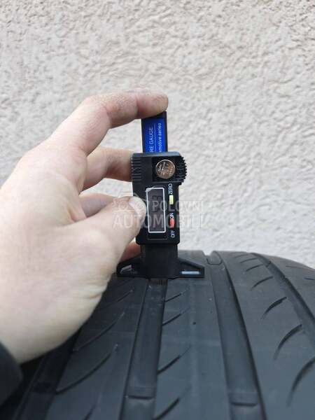 Pirelli 245/40 R19 Letnja