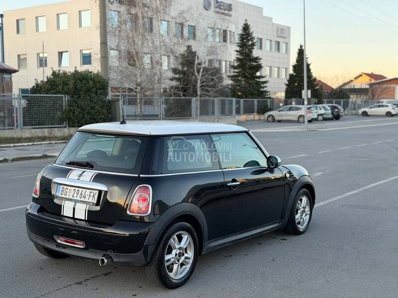 MINI Cooper 1.6d