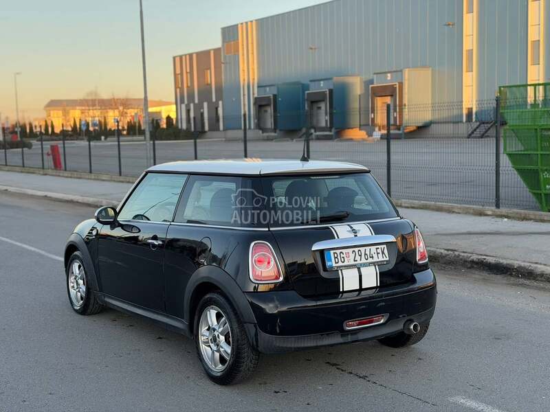 MINI Cooper 1.6d