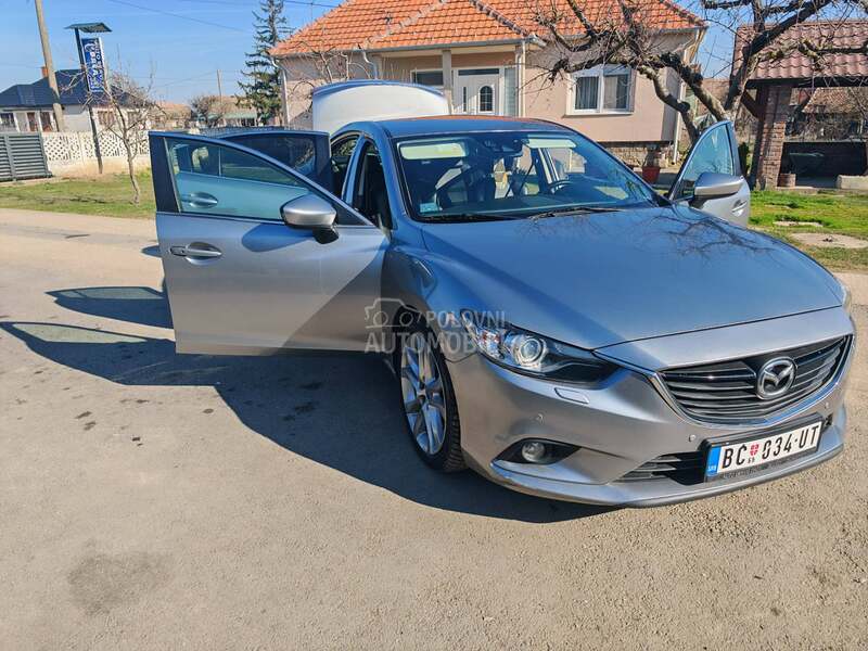 Mazda 6 