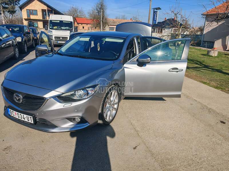 Mazda 6 