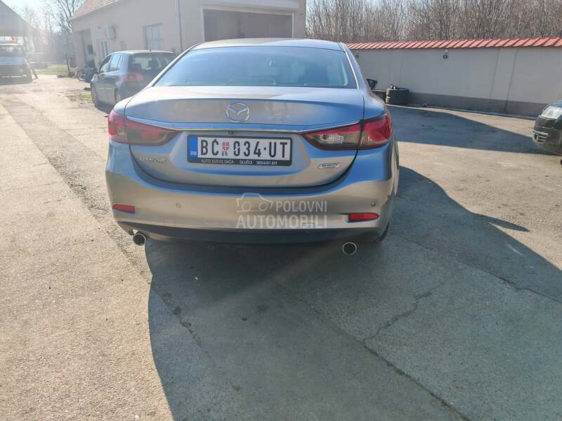 Mazda 6 